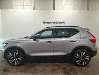 Used Volvo XC40 Ultra 163 HP (119 kW) 2025 Silver SUV