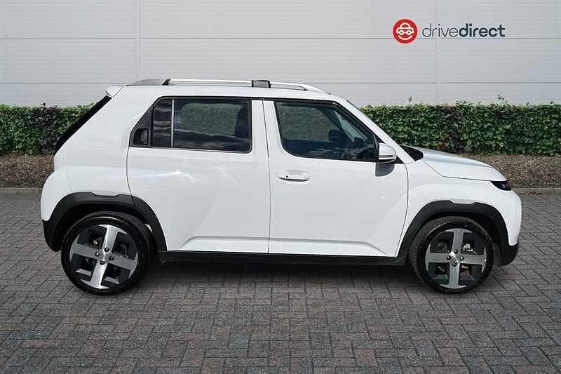 Used Hyundai Inster 85 kW (116 HP) 2025 White Hatchback