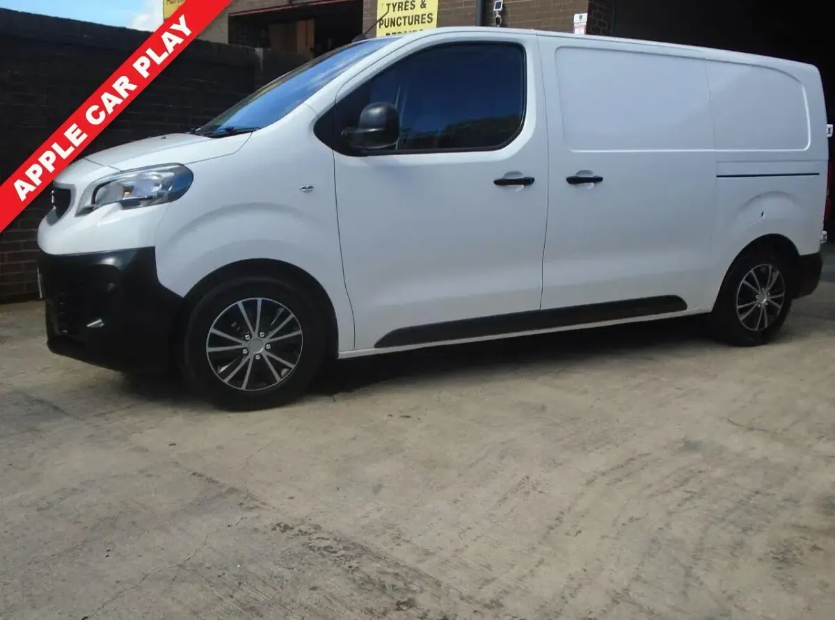Used Peugeot Expert 2019 White Van