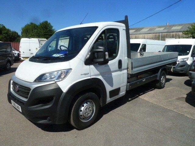 White Used 2019 Fiat Ducato Van | £7,950 (Fair price) - Image 1/4
