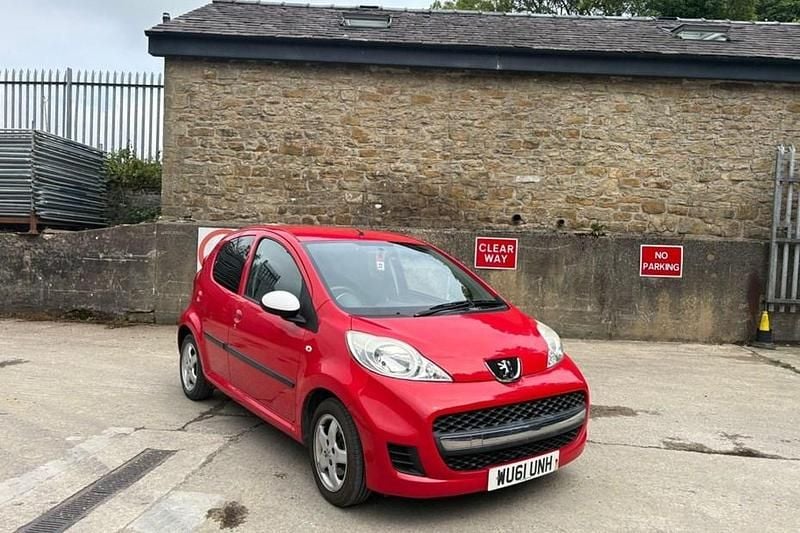Red Used 2011 Peugeot 107 Sportium Hatchback | £2,250 (Fair price) - Image 1/1