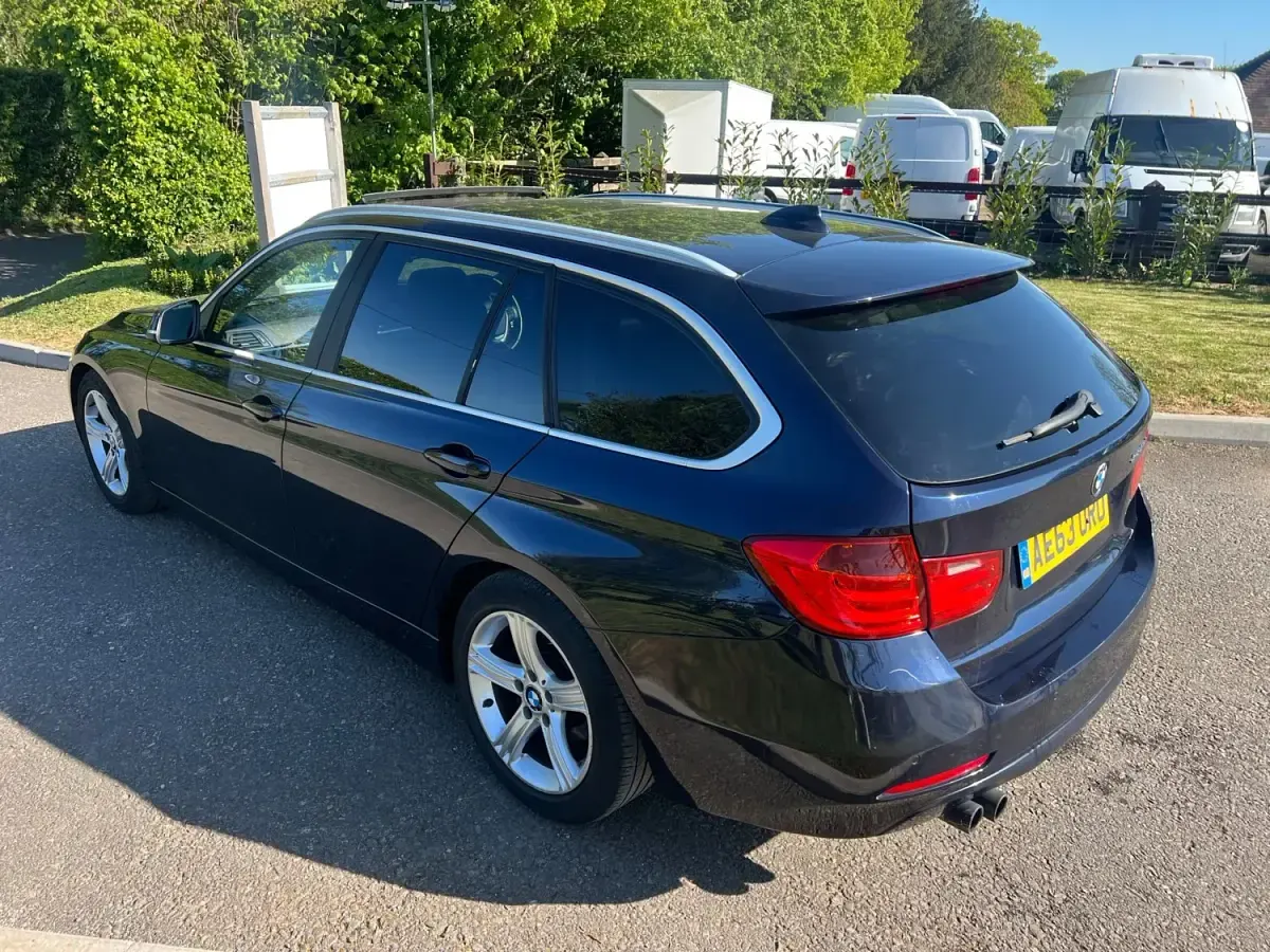 Used BMW 325 Comfort Edition 218 HP (160 kW) 2013 Blue Estate