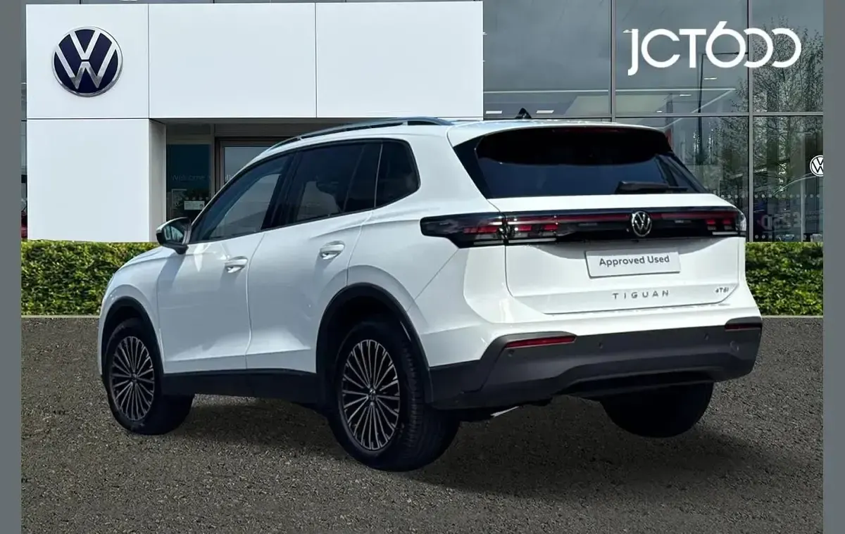 Usado VW Tiguan Match 128 HP (94 kW) 2024 Branco SUV