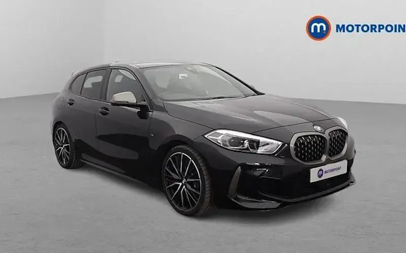 Usado BMW M135 306 HP (225 kW) 2023 Citadino