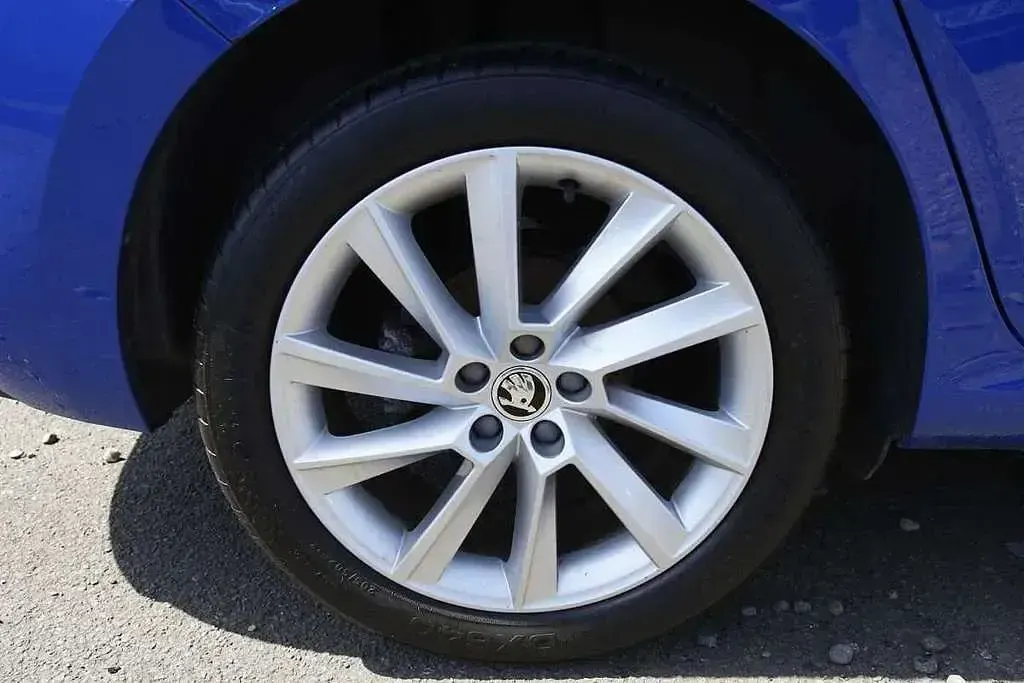 Used Skoda Scala SE L 108 HP (79 kW) 2021 Blue Hatchback
