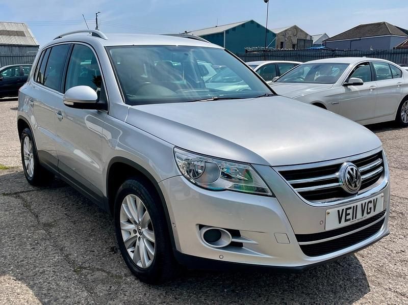 Silver Used 2011 VW Tiguan Match SUV | £3,450 (Fair price) - Image 1/4