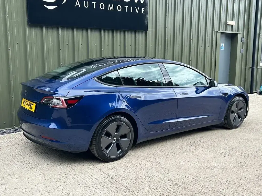 Used Tesla Model 3 Standard Range 366 kW (498 HP) 2021 Blue Sedan