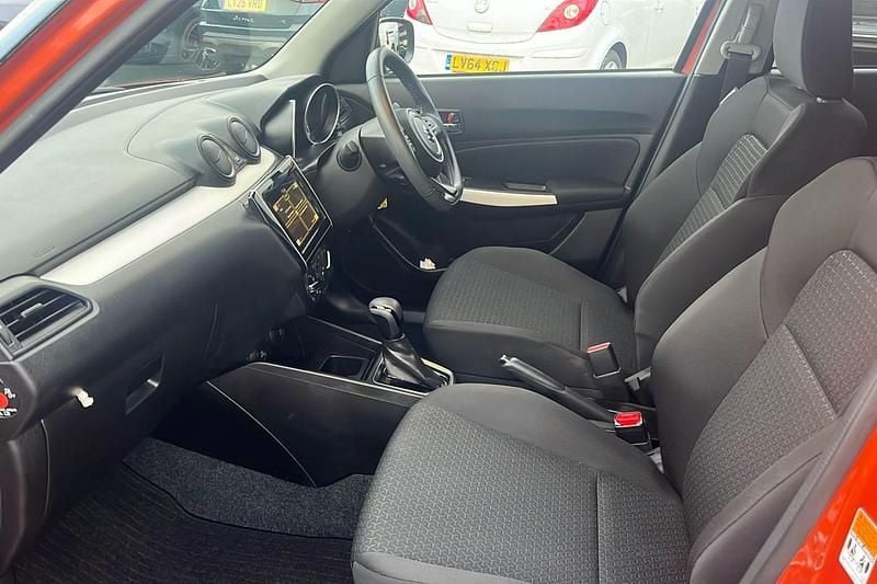 Used Suzuki Swift SZ-T 83 HP (61 kW) 2023 Orange Hatchback