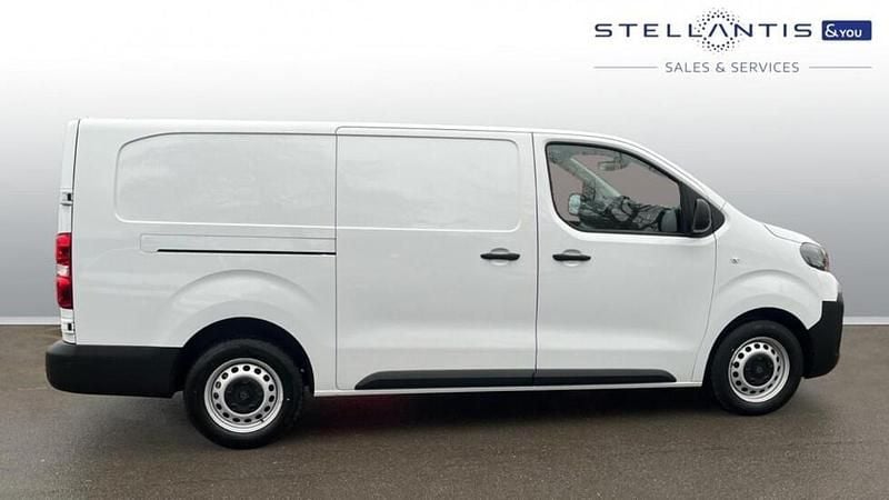 White Used 2024 Peugeot Expert Van | £21,990 (Expensive) - Image 1/3