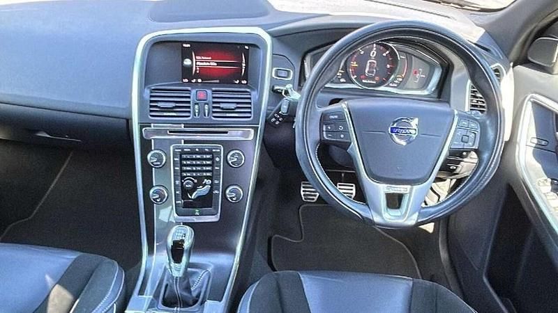 Used Volvo XC60 R-Design 2017 Grey SUV