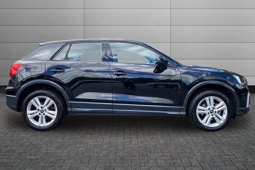 Used Audi Q2 Sport 116 HP (85 kW) 2025 Black SUV