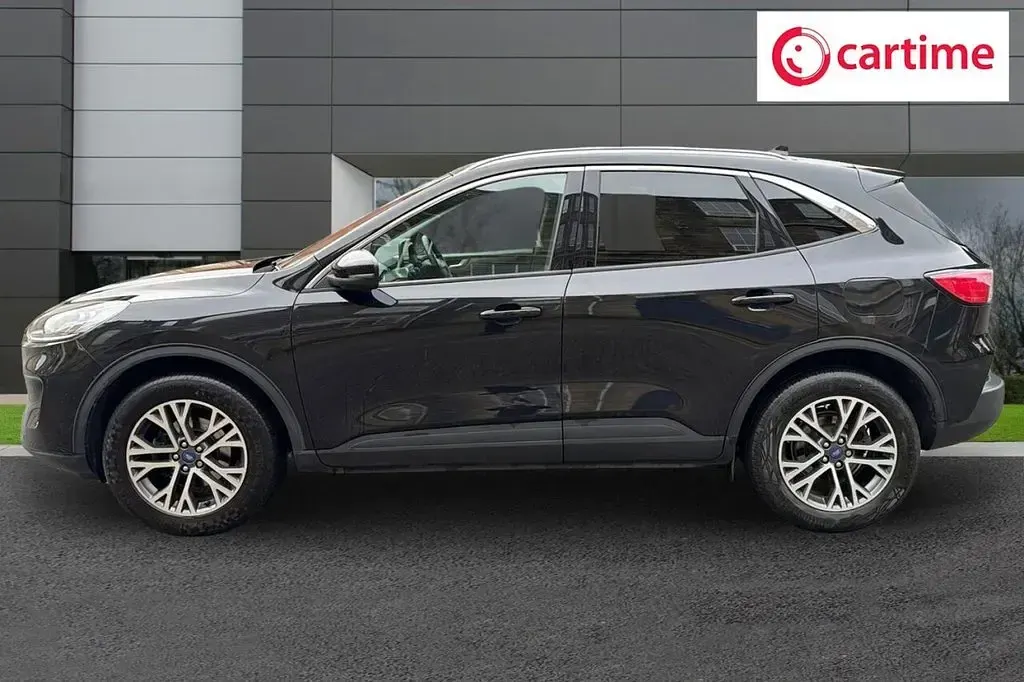 Used Ford Kuga Titanium 150 HP (110 kW) 2023 Black SUV