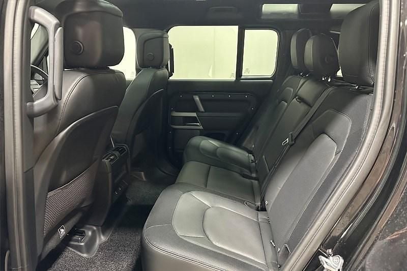 Used Land Rover Defender HSE Dynamic 398 HP (292 kW) 2024 Black SUV