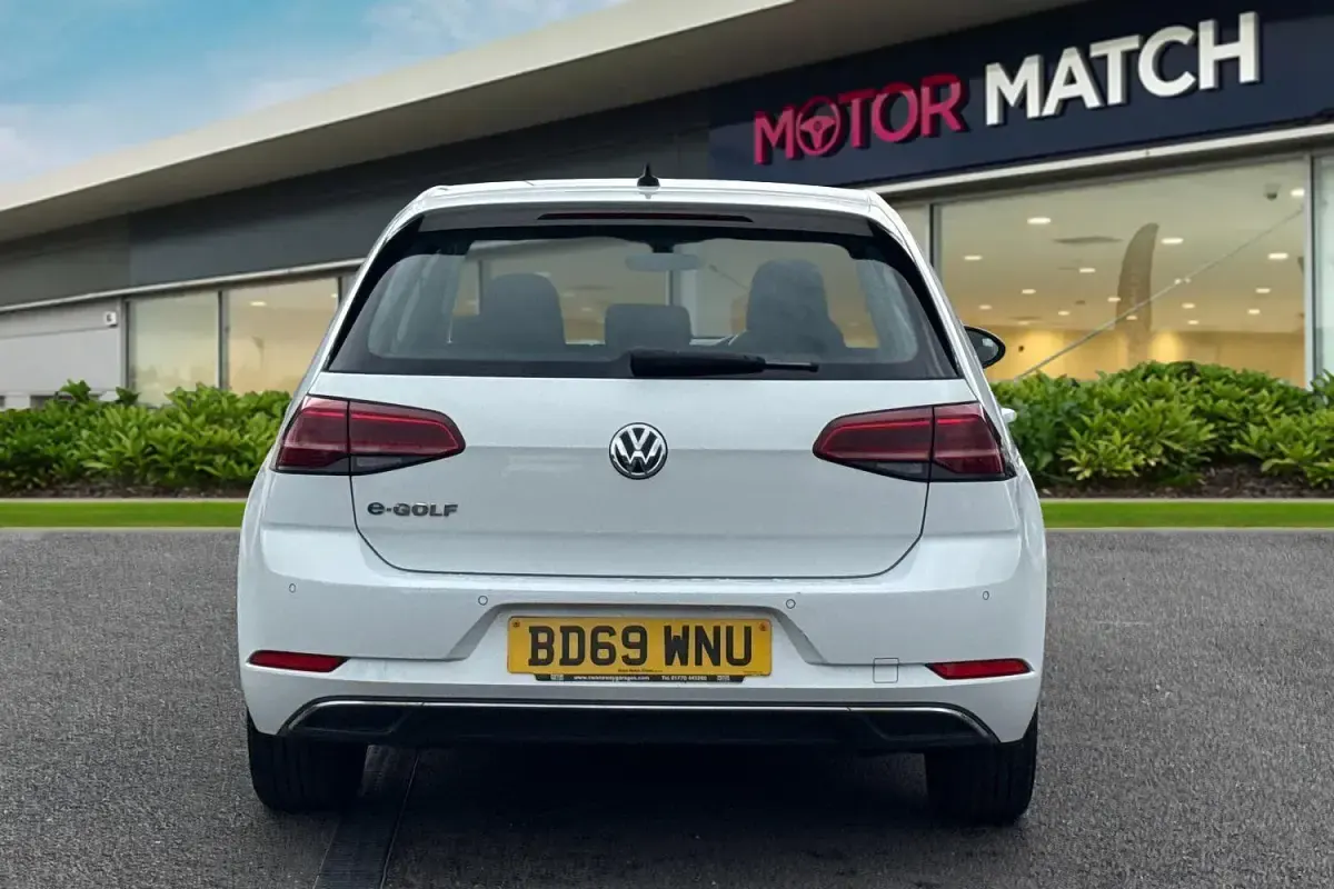 Used VW e-Golf 99 kW (135 HP) 2020 White Hatchback