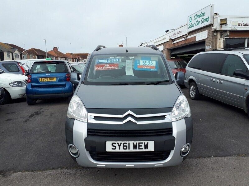 Grey Used 2011 Citroën Berlingo XTR MPV | £5,995 - Image 1/4