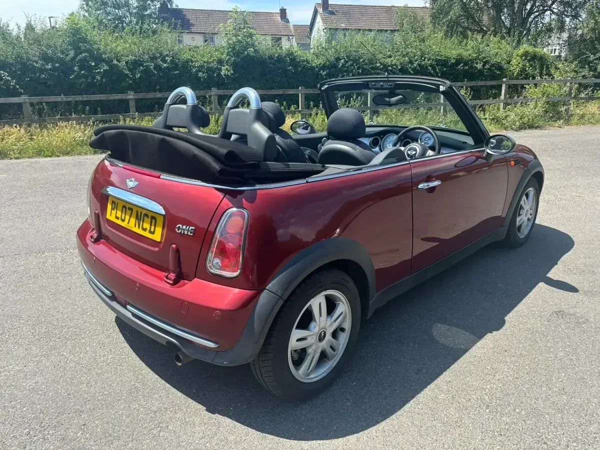 Used Mini ONE 2007 Red Hatchback