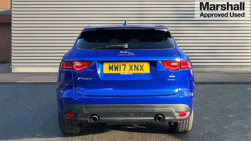 Used Jaguar F-Pace R-Sport 250 HP (183 kW) 2017 Caesium blue metallic SUV