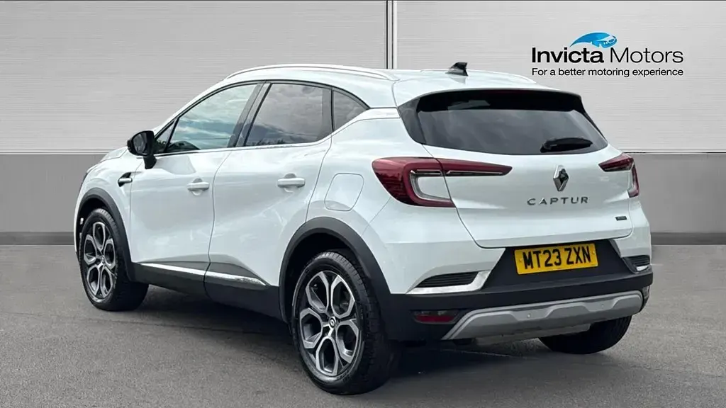 Usado Renault Captur Techno 160 HP (117 kW) 2023 Branco SUV