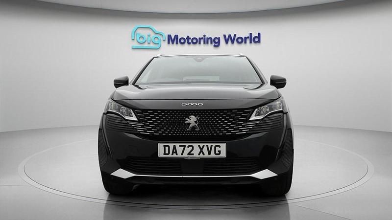 Used Peugeot 5008 GT 130 HP (95 kW) 2022 Black SUV