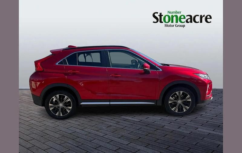 Used Mitsubishi Eclipse Cross 161 HP (118 kW) 2018 Red SUV