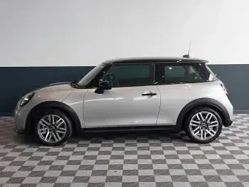 Used Mini Cooper Classic 114 kW (156 HP) 2025 Silver Hatchback