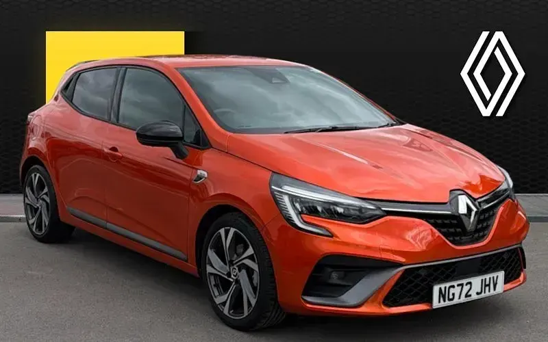 Begagnad Renault Clio V RS Line 140 HK (102 kW) 2022 Halvkombi