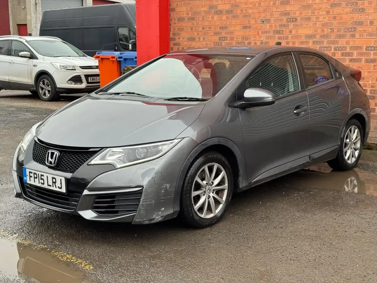 Used Honda Civic S 120 HP (88 kW) 2015 Grey Hatchback