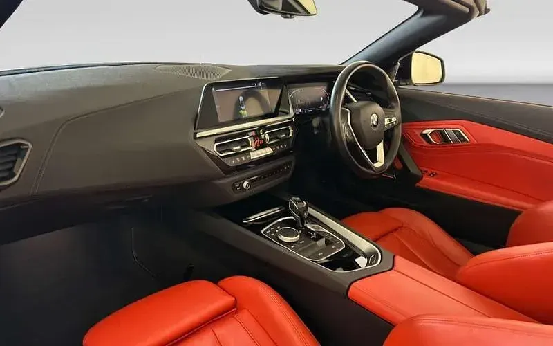 Used BMW Z4 Sport Line 197 HP (144 kW) 2019 White Cabriolet