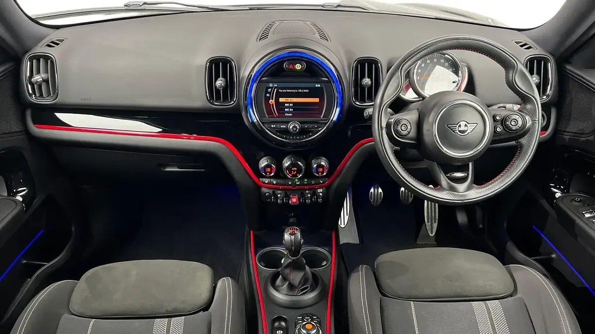 Used Mini Cooper Countryman Sport 134 HP (98 kW) 2020 Black SUV