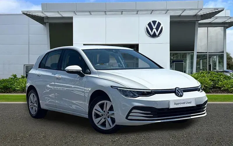 Used VW Golf VIII Life 131 HP (96 kW) 2024 Hatchback
