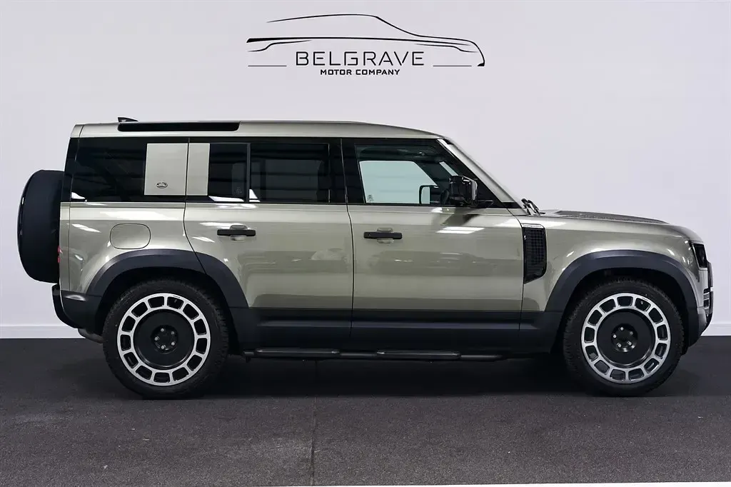 Used Land Rover Defender S 200 HP (147 kW) 2021 SUV