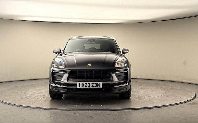 Used Porsche Macan 265 HP (194 kW) 2025 SUV