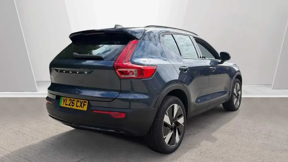 New Volvo EX40 Plus 185 kW (252 HP) 2026 Blue SUV