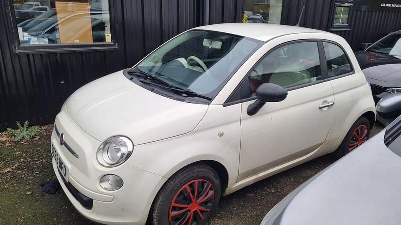 Used Fiat 500 Pop 69 HP (50 kW) 2014 White Hatchback