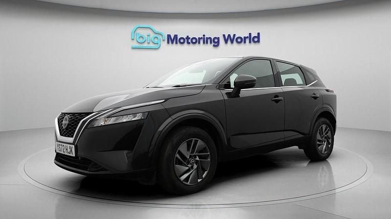 Used Nissan Qashqai Acenta Premium 158 HP (116 kW) 2022 Black SUV