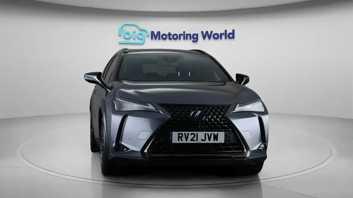 Used Lexus UX 181 HP (133 kW) 2021 SUV