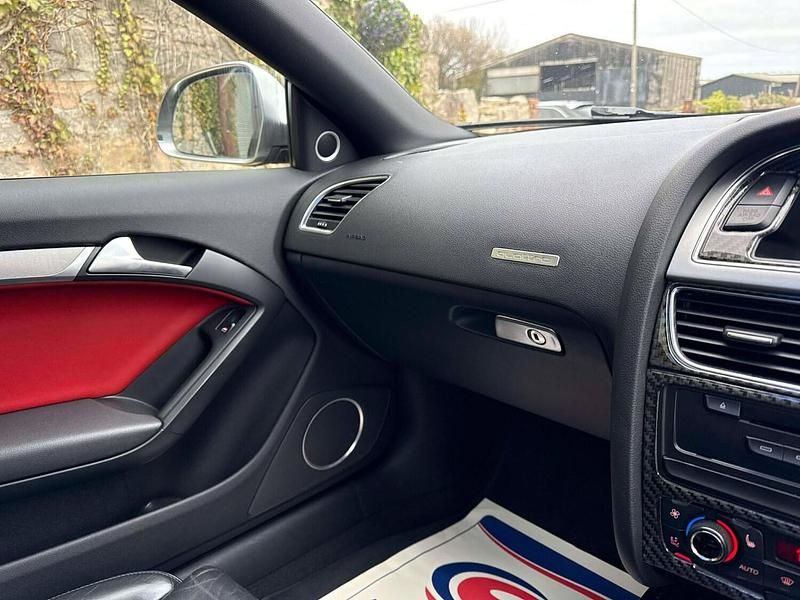 Begagnad Audi A5 Comfort 2008 Svart Sportkupé