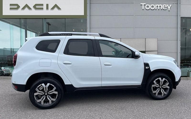 Used Dacia Duster Prestige 90 HP (66 kW) 2022 White SUV