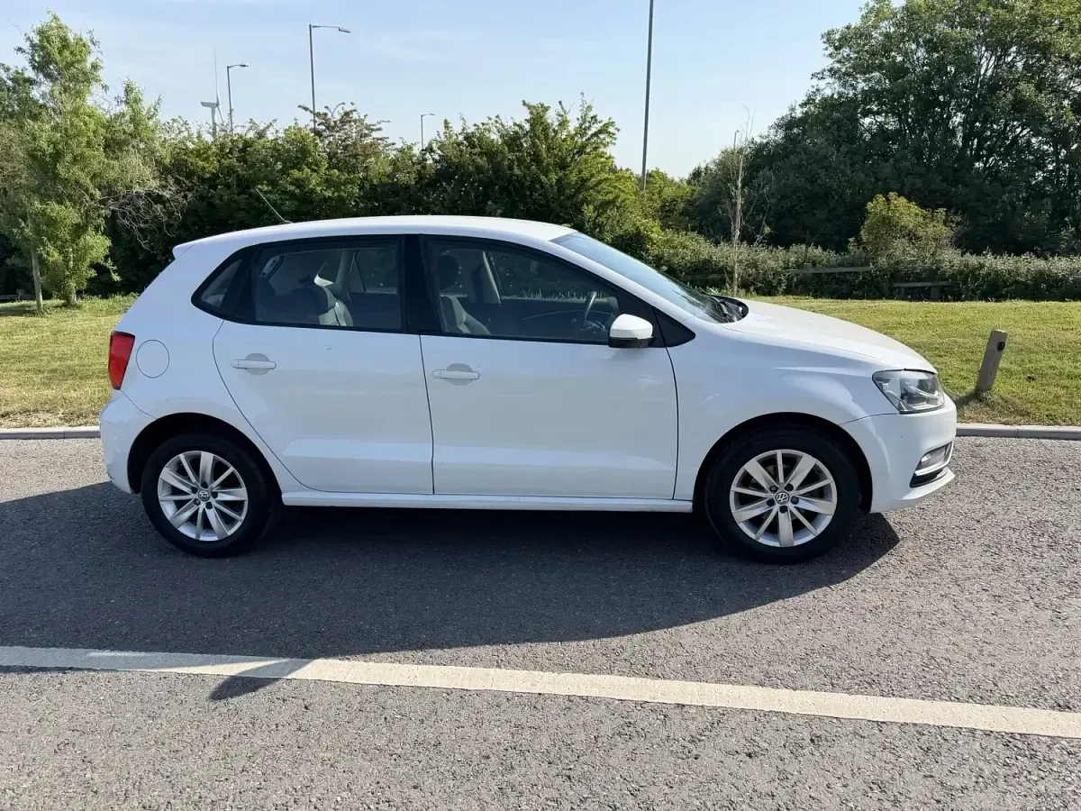 Used VW Polo SE 2014 White Hatchback