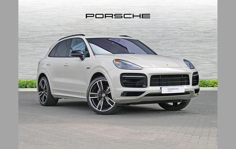 Used Porsche Cayenne 462 HP (339 kW) 2020 Beige SUV