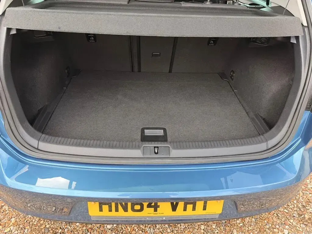 Used VW Golf VII GT 150 HP (110 kW) 2014 Blue with dark interior trim Hatchback
