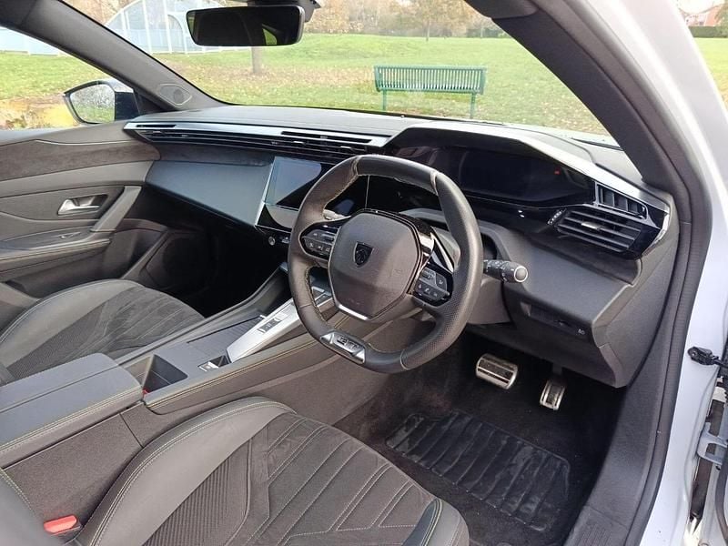 Used Peugeot 308 GT 113 kW (154 HP) 2024 White Estate