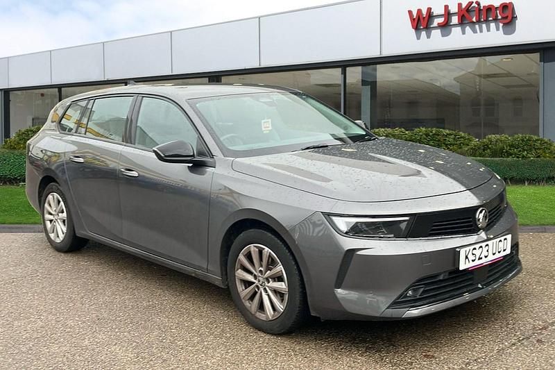Grey Used 2023 Vauxhall Astra Design Edition Estate | £16,265 (Fair price) - Image 1/3