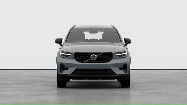 Used Volvo XC40 Plus 194 HP (142 kW) 2026 SUV