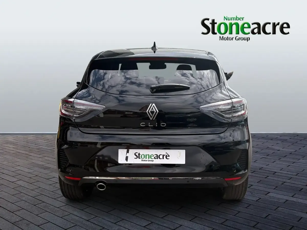 New Renault Clio Techno 90 HP (66 kW) 2026 Black Hatchback