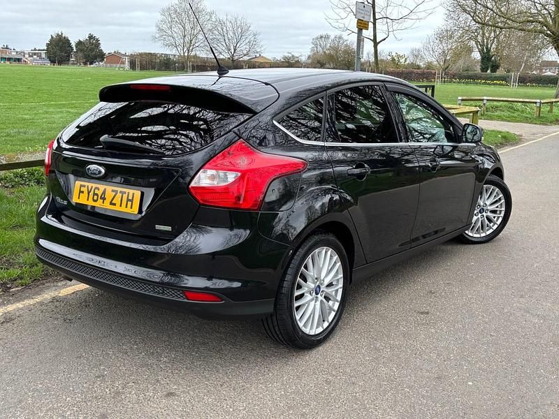 Used Ford Focus Zetec 2014 Black Hatchback
