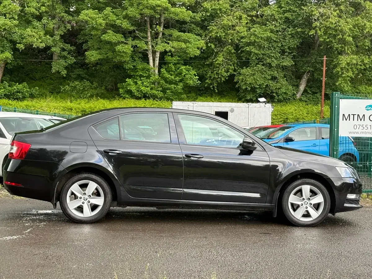Used Skoda Octavia SE 115 HP (84 kW) 2019 Black Hatchback