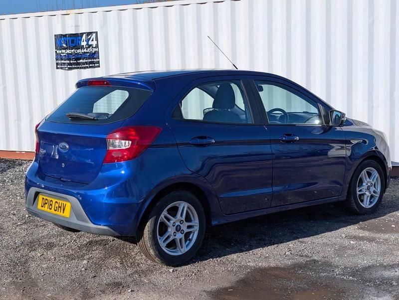 Used Ford Ka Plus Zetec 70 HP (51 kW) 2018 Blue Hatchback