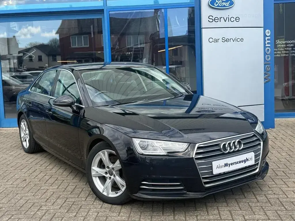 Used Audi A4 Design 2016 Black Sedan