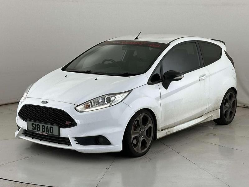 Used Ford Fiesta ST 2015 White Hatchback